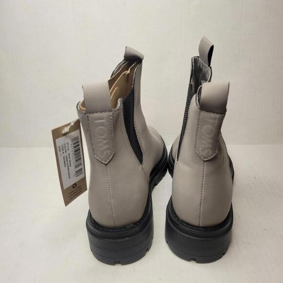 NWT Toms Gray Cement Pull on Rounded Toe Skylar Ankle Chelsea Boots Size 7 - Picture 4 of 6